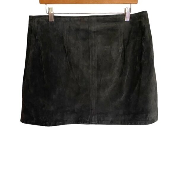 Blank NYC Charcoal Suede Mini Zipper Skirt 30 - Picture 4 of 4